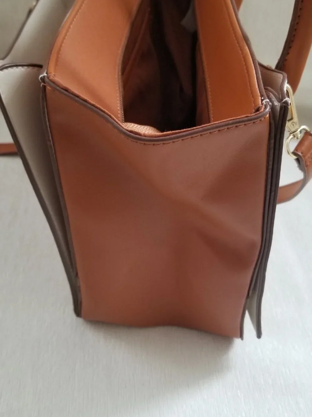 Lou Lu Beige Brown Hand bag Used in excellent condition Like New with out tags